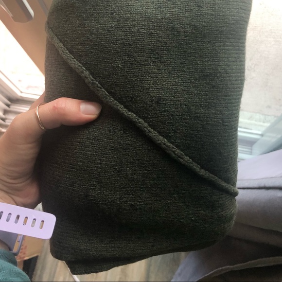 Forest Green Turtleneck Sweater Tiny Black Dots Sm - Picture 9 of 9